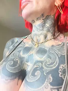 CatCoxx online show from 04.15.26