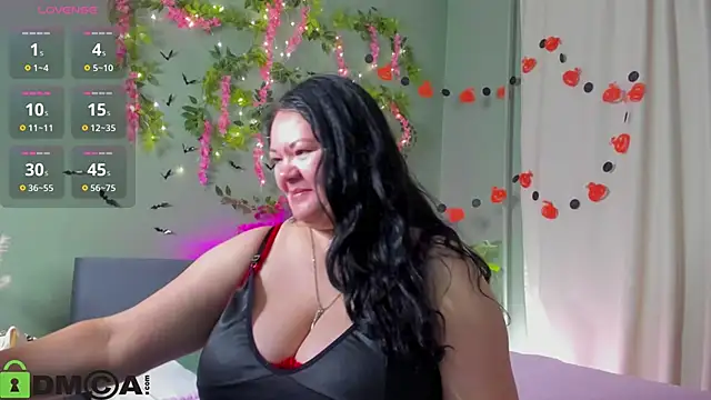 Snapshot of sandra_jackson chatting on 11.03.25 sandra jackson online show from 11.03.25