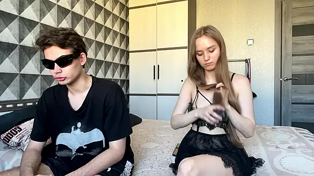 merycouple online show from 01.08.26