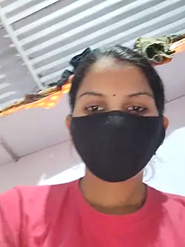 Snapshot of poojam93 chatting on 11.26.25 poojam93 online show from 11.26.25