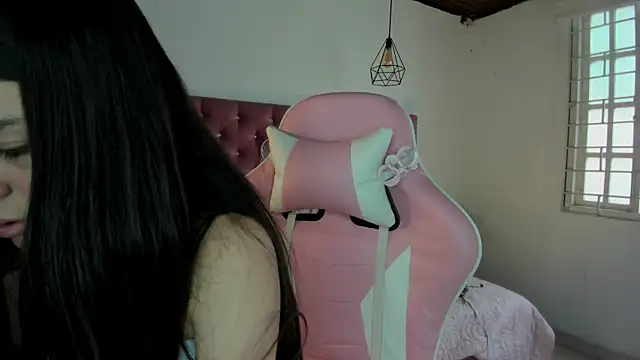 Jade rey  online show from 09.12.25