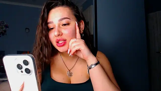 NikiWhite online show from 10.15.25