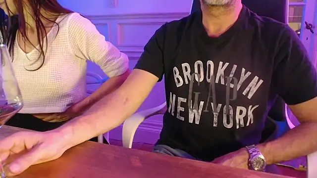 friendswithben33 online show from 10.15.25