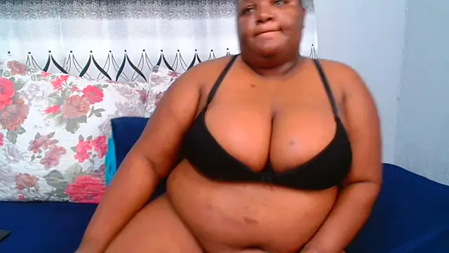 ChubbyBoobsxxx online show from 03.03.26