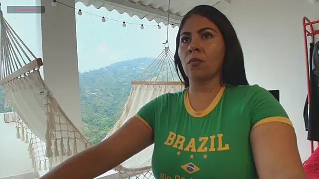 Snapshot of samanthahut1 chatting on 01.31.26 samanthahut1 online show from 01.31.26