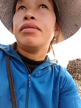 ngocngoc cute online show from 12.22.25