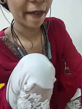 Anjana Lovely online show from 10.18.25