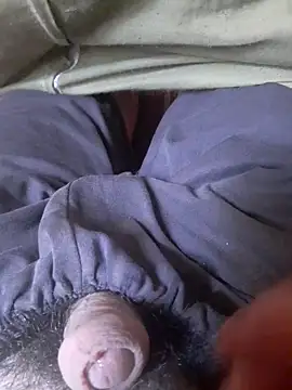 Snapshot of Brongiep chatting on 09.13.25 Brongiep online show from 09.13.25