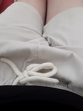 Snapshot of Brongiep chatting on 11.17.25 Brongiep online show from 11.17.25