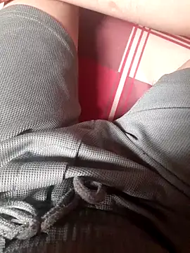 Snapshot of Brongiep chatting on 11.23.25 Brongiep online show from 11.23.25