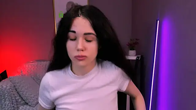 Snapshot of riley_sanders chatting on 11.23.25 riley sanders online show from 11.23.25