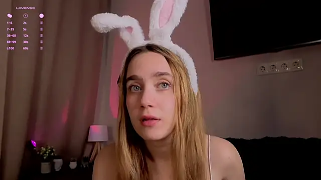 Snapshot of EarleneBrayton chatting on 09.14.25 EarleneBrayton online show from 09.14.25