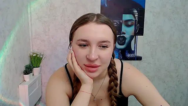 Snapshot of JuliaTopp_ chatting on 02.11.26 JuliaTopp online show from 02.11.26