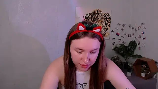 Snapshot of JuliaTopp_ chatting on 02.14.26 JuliaTopp online show from 02.14.26