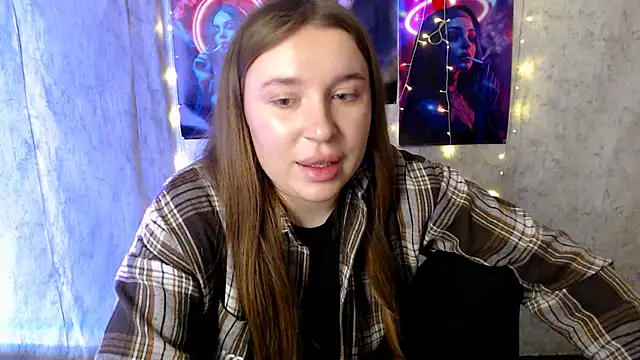 Snapshot of JuliaTopp_ chatting on 02.16.26 JuliaTopp online show from 02.16.26