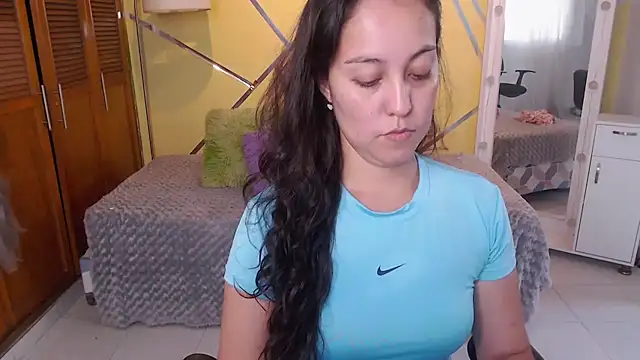 shirleyrojas online show from 10.28.25