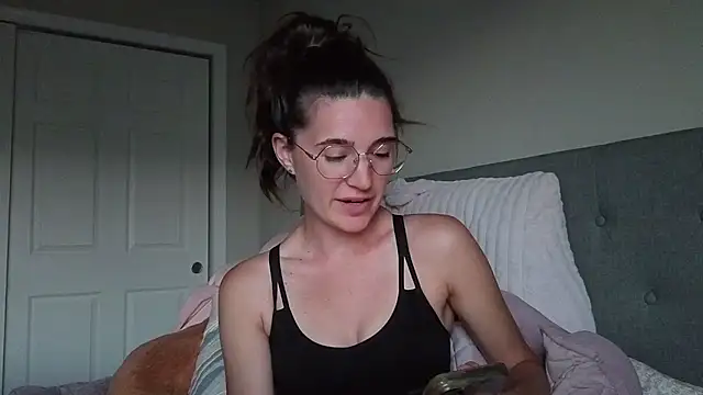 bambifarrina online show from 06.07.26