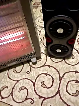 Snapshot of bullut06 chatting on 11.15.25 bullut06 online show from 11.15.25