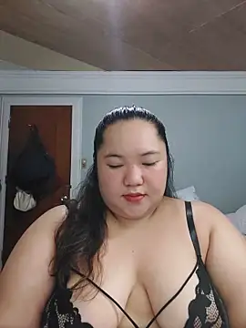 LianaCruzado online show from 06.05.26