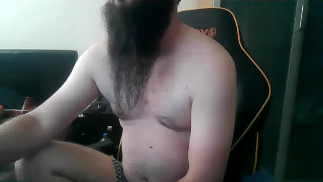 Snapshot of LondonMan1988 chatting on 05.16.26 LondonMan1988 online show from 05.16.26