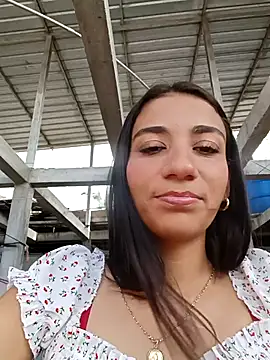 -juicy  online show from 10.10.25