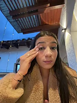 -juicy  online show from 02.05.26