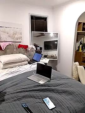 iamthepublickmasterbater online show from 10.22.25