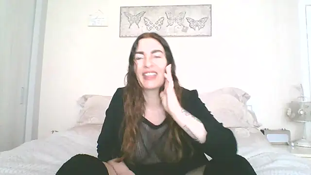 EllaKent online show from 04.17.26