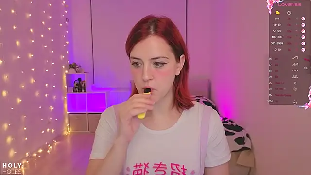 bananasgirl online show from 11.15.25