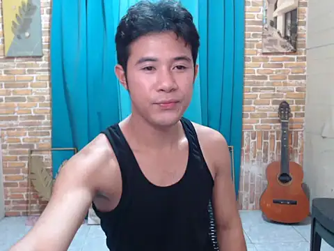 Snapshot of urboy_cass chatting on 11.21.25 urboy cass online show from 11.21.25