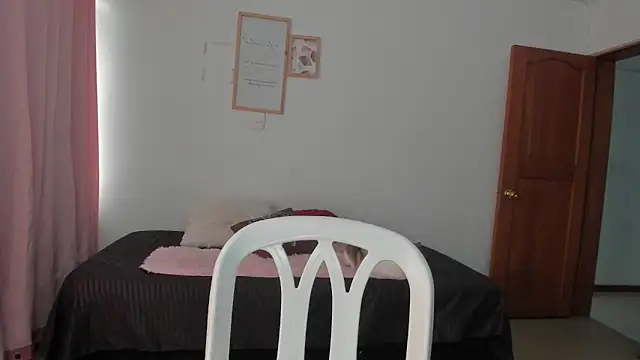 Ana  Pink online show from 03.31.26