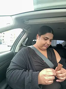 Snapshot of 1n0nlythroat chatting on 02.10.26 1n0nlythroat online show from 02.10.26