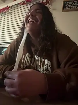 Snapshot of 1n0nlythroat chatting on 02.15.26 1n0nlythroat online show from 02.15.26