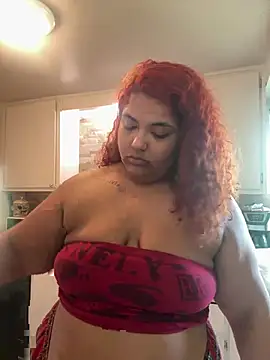 Snapshot of 1n0nlythroat chatting on 04.09.26 1n0nlythroat online show from 04.09.26