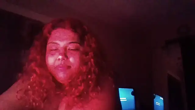 Snapshot of 1n0nlythroat chatting on 04.25.26 1n0nlythroat online show from 04.25.26