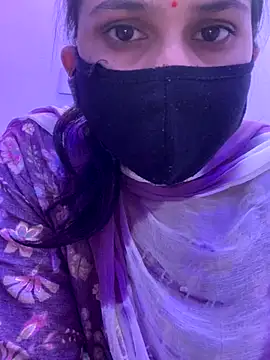 misharani00 online show from 09.28.25