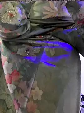 misharani00 online show from 10.04.25