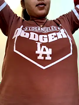 misharani00 online show from 10.05.25