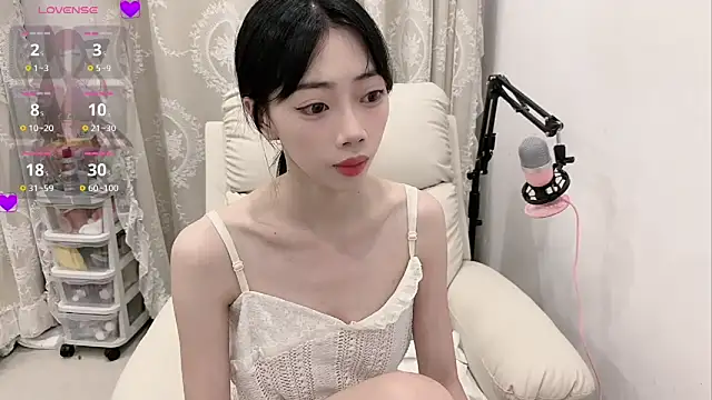 tuantuanle online show from 04.08.26