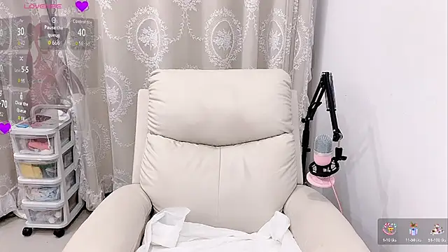 Snapshot of tuantuanle chatting on 06.18.26 tuantuanle online show from 06.18.26