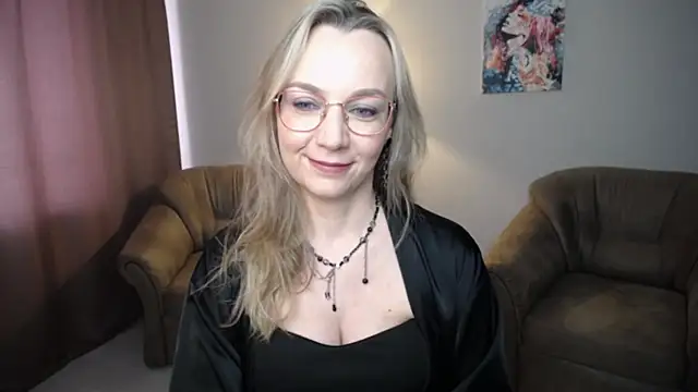 Snapshot of Ava_Elior chatting on 07.07.26 Ava Elior online show from 07.07.26