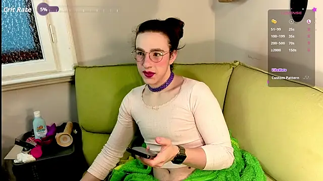 Zesty Peach online show from 10.08.25