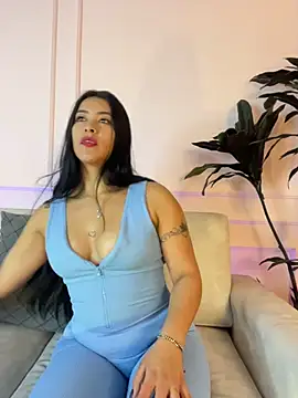 Snapshot of BellaFernandez__ chatting on 08.03.26 BellaFernandez online show from 08.03.26