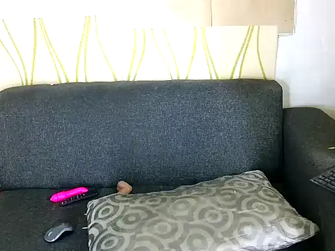 Snapshot of Pickinglady21 chatting on 10.01.25 Pickinglady21 online show from 10.01.25