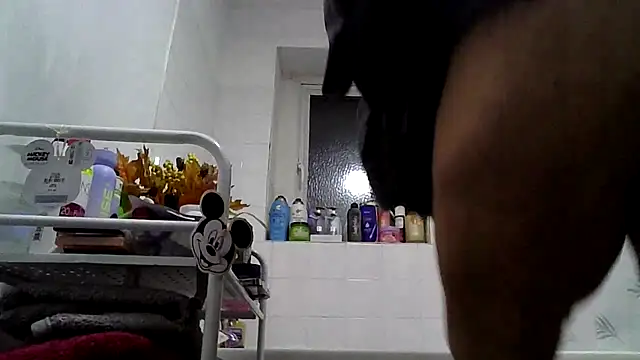 RubyyRosee online show from 10.14.25