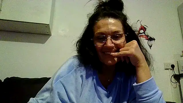 RubyyRosee online show from 07.15.26
