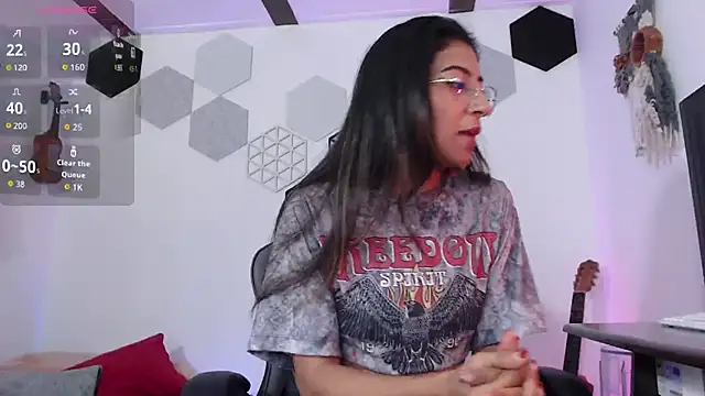 Susanahendrix online show from 05.23.26