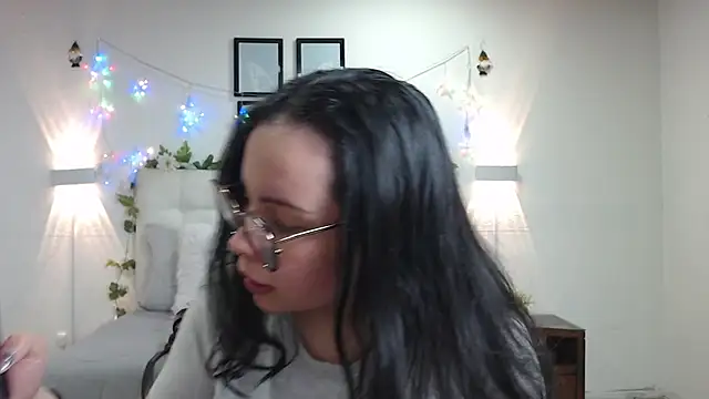 Megan 05  online show from 05.19.26