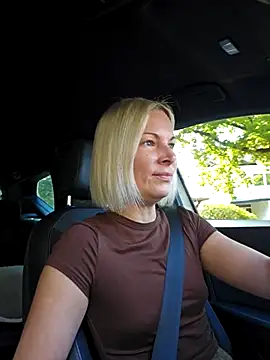 Sunny-Sin online show from 09.28.25