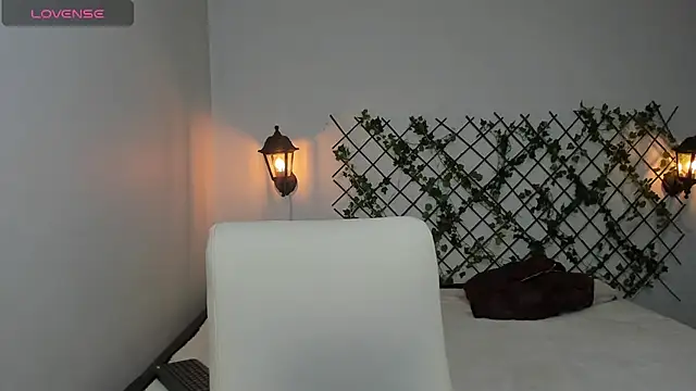 velvet  moon online show from 02.07.26